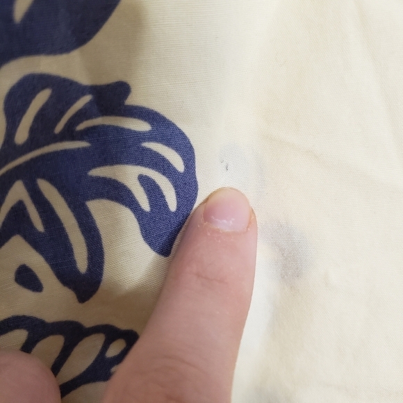 Old Navy Pineapple Hawaiian ButtonUp Collar Shirt - Picture 10 of 11